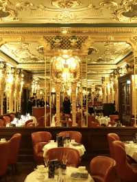 London | Must try afternoon tea in Hotel Cafe Royal