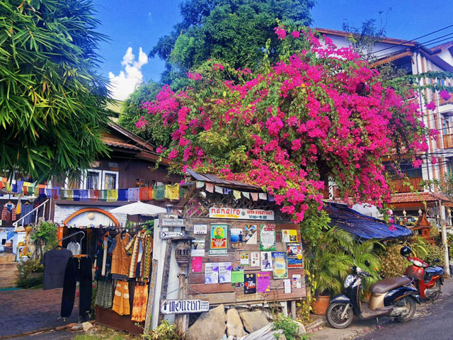 清邁旅遊｜鄧麗君生前最愛的地方，雖然不大，但卻十分的安靜。