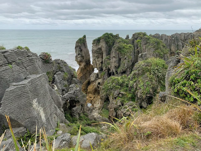 Exploring the Natural Wonder of Punakaiki Pancake Rocks and Blowholes