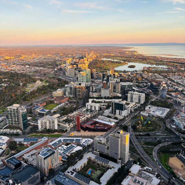 Reaching for the Stars: Melbourne Skydeck's Breathtaking Views