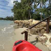 Kayaking 2 hours to a deserted island near Ko Chang