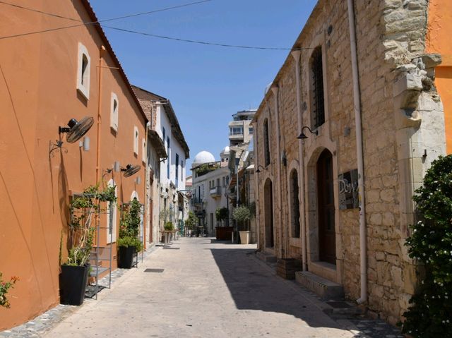 Discovery the charming Old Town of Limassol