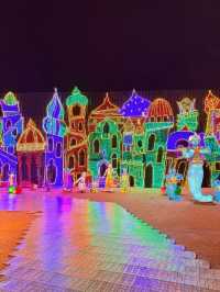 Explore the Illumi Light Show in Mississauga