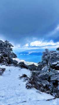 原來在大理還有這麼美的雪山