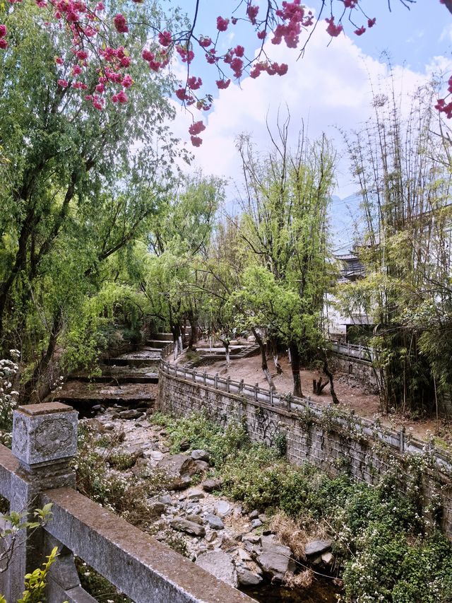 雲南大理喜洲古鎮，轉家樓，免費景點