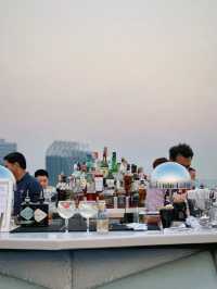 Following the Trend: A Successful Experience at Banyan Tree Hotel's Moon Bar