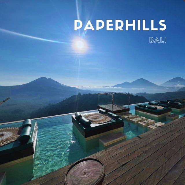 Bali's Hidden Gem: Cafe Paperhills Stuns with Views and Cuisine 