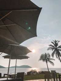 Mesmerizing sunset view of Lumut Beach 🌤️