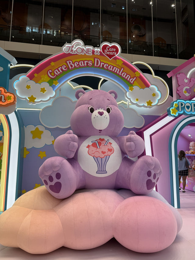 Carebear登錄The ONE🤣彩虹🌈公仔牆😌超大Carebear等大家影相