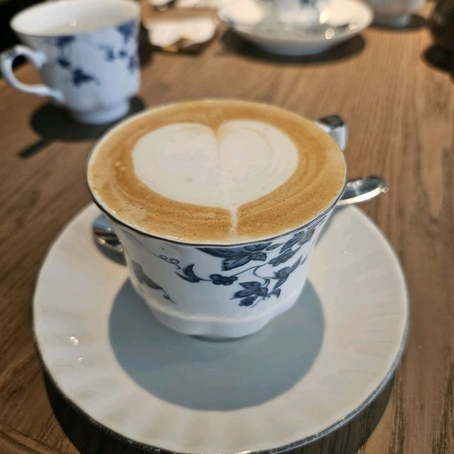 各方面水準都不錯的Cafe