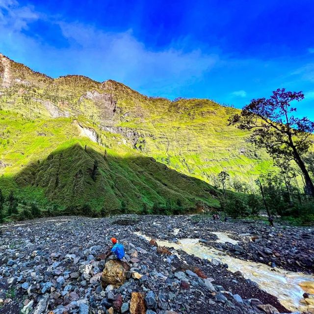 Indonesia | Precautions before climbing Mount Rinjani