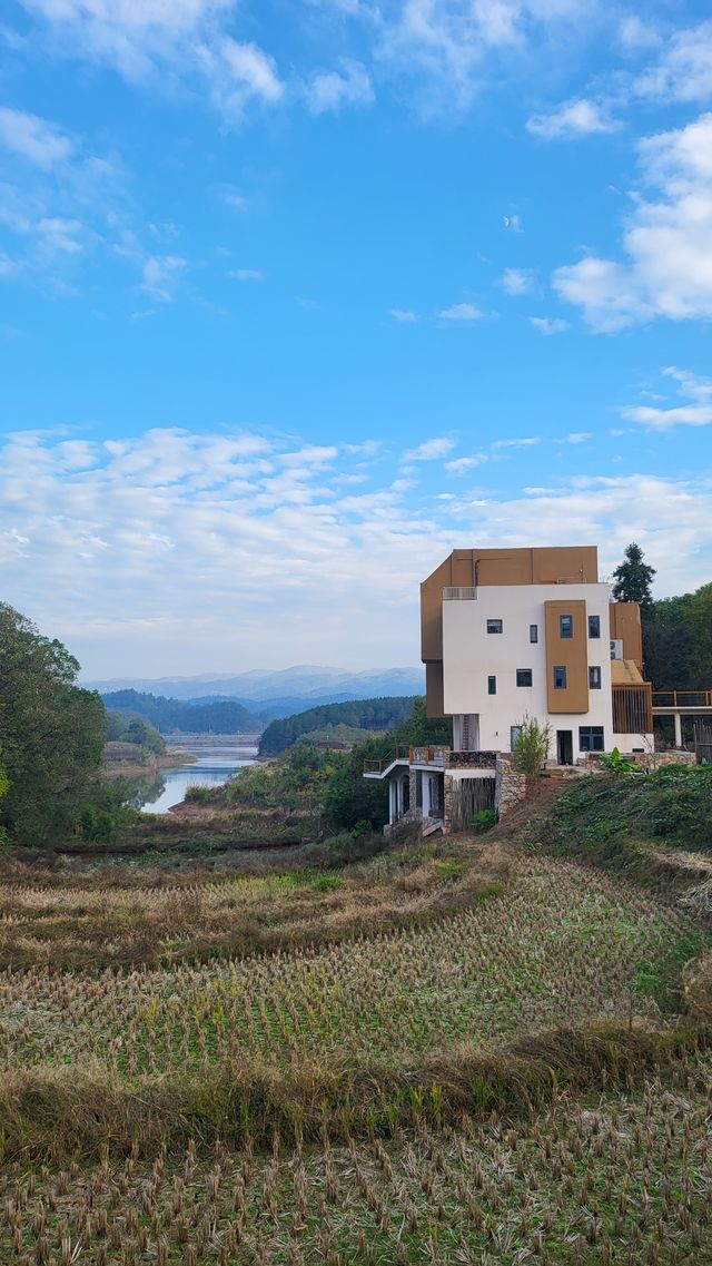 迴音森林～遠離喧囂，感受寧靜舒適的度假旅程。