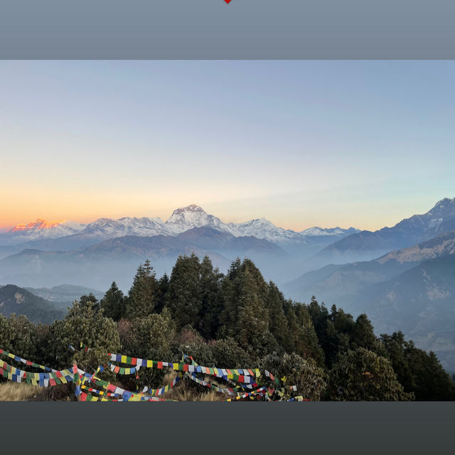 Chasing sunrises and stunning vistas at Poon Hill  🏔️