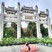 Don’t miss the visit to Big Buddha and the amazing crystal cable car