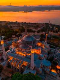 Istanbul at night : A Nighttime Symphony of Lights