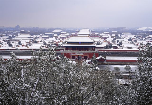 京城入冬頭場雪，尋找古都的色彩