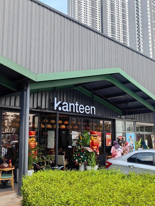 Kanteen, Cozy Spot for Western Food and Pastries