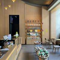  A Luxurious Coffee Retreat at Starbucks Reserve Bar