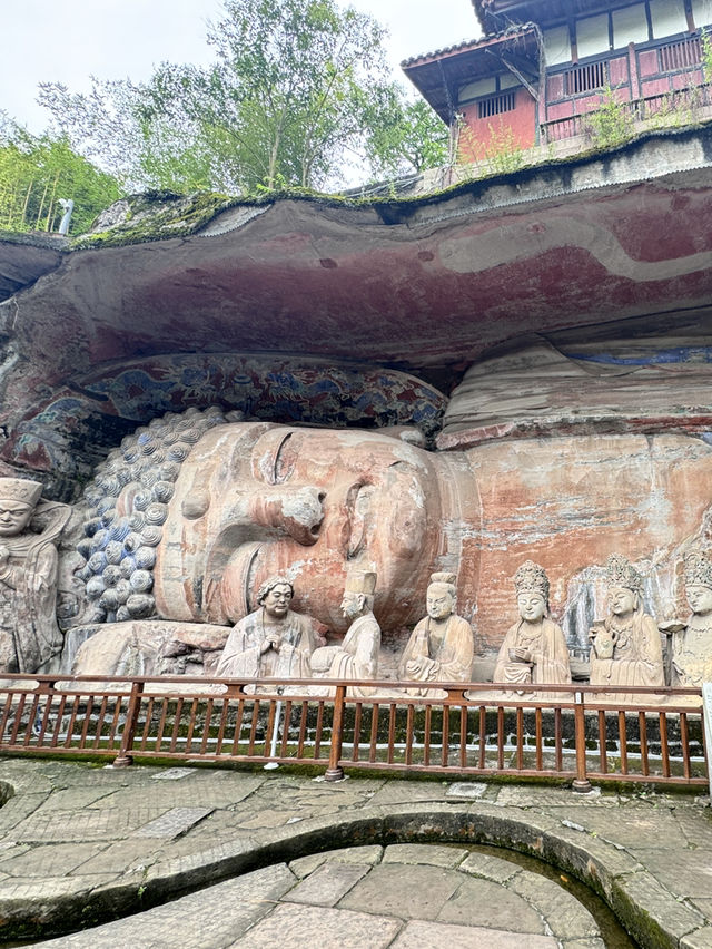 Dazy Rock Carvings