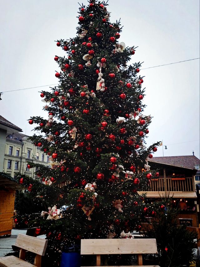 Discover the Magic of Christmas Markets in Bern 🎄✨