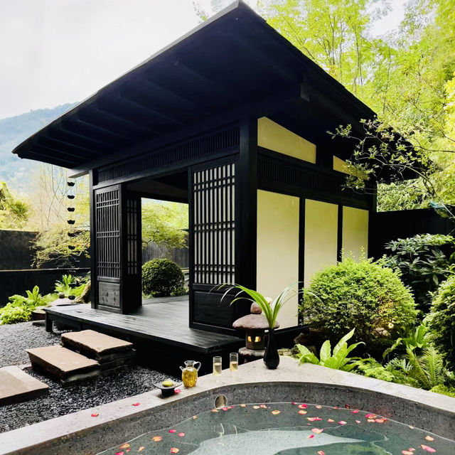 Dujiangyan Irrigation homestay in Qingcheng Mountain- ♨️ charming mountain scenery