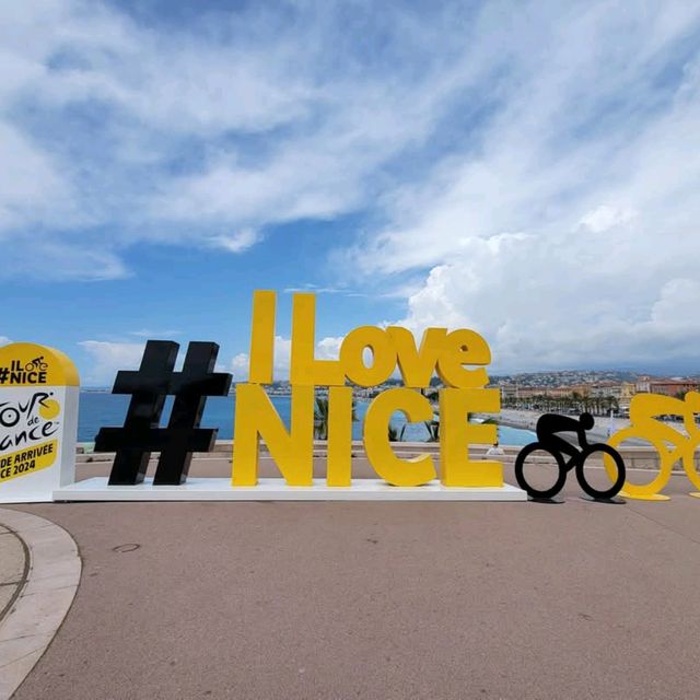 Promenade des Anglais and Castle Hill