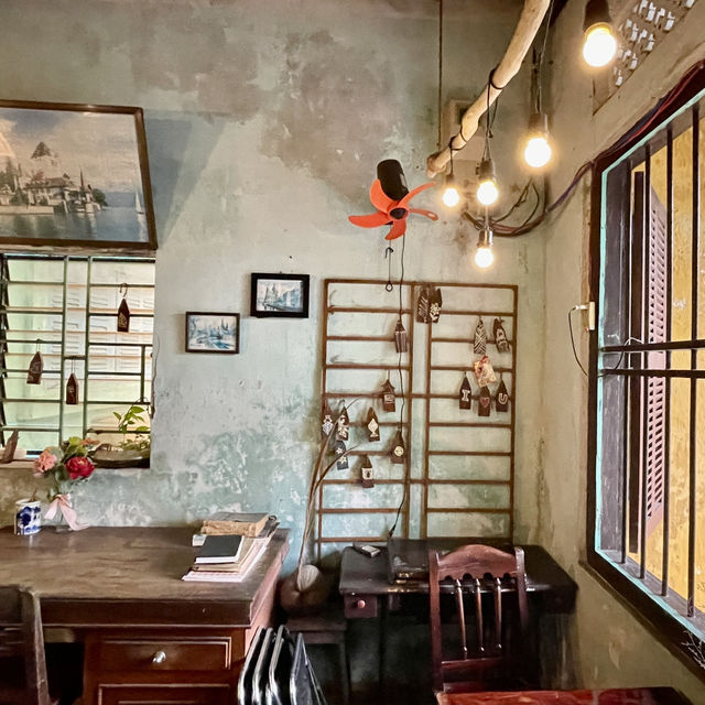 Timeless Moments at Phai Phố