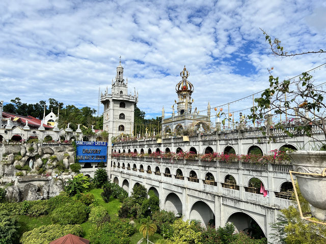 Simala Church Cebu - シマラ教会