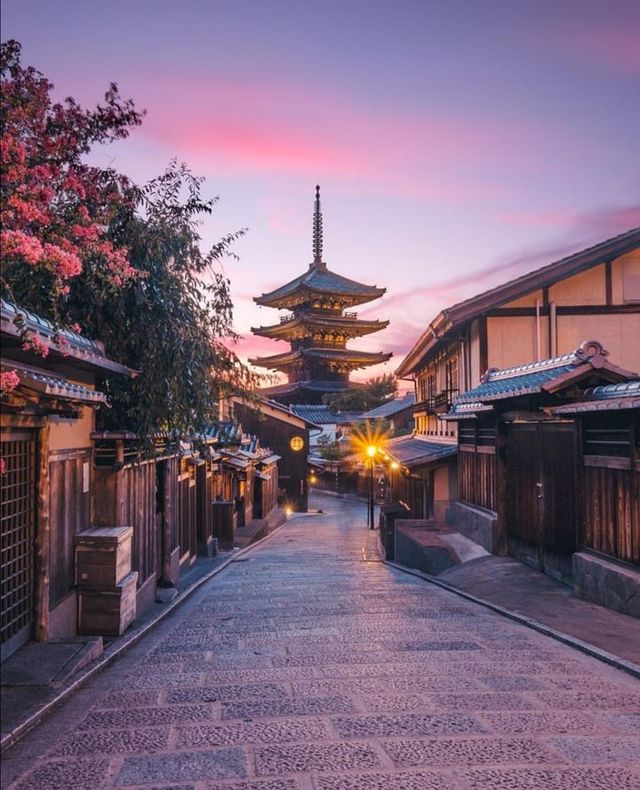 A popular shrine loved by the locals