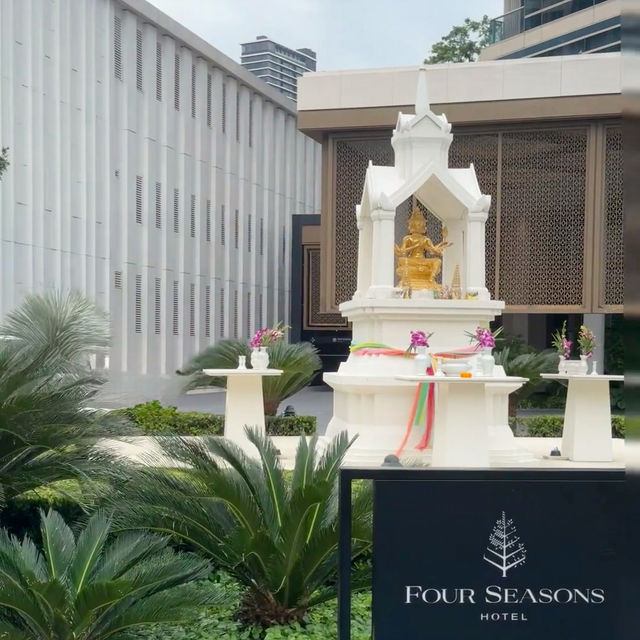 Riverside Luxury: My Unforgettable Stay at Four Seasons Hotel Bangkok at Chao Phraya River