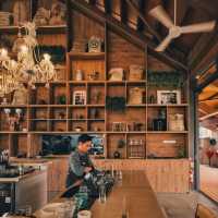 NOAH's BARN COFFEENERY | BRANCH COFFEE SHOP & COMFORTABLE VIBES