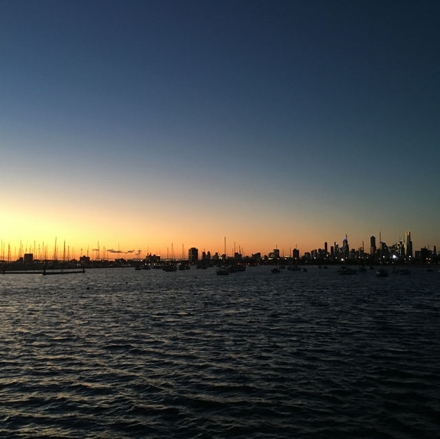 Golden Horizons: St Kilda Beach at Sunset