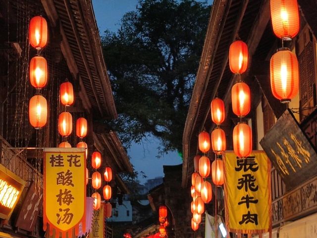 Jinli ancient street เดินกินเที่ยว เฉิงตู