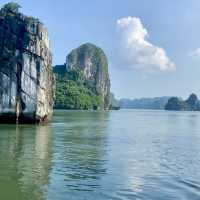 Hidden Gems of Ha Long Bay 🗺️