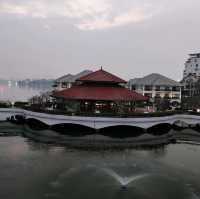 Nice and Relaxing Hotel at West Lake