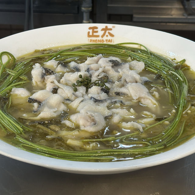 東區（正太酸菜魚）.吃了會上癮的美食餐廳