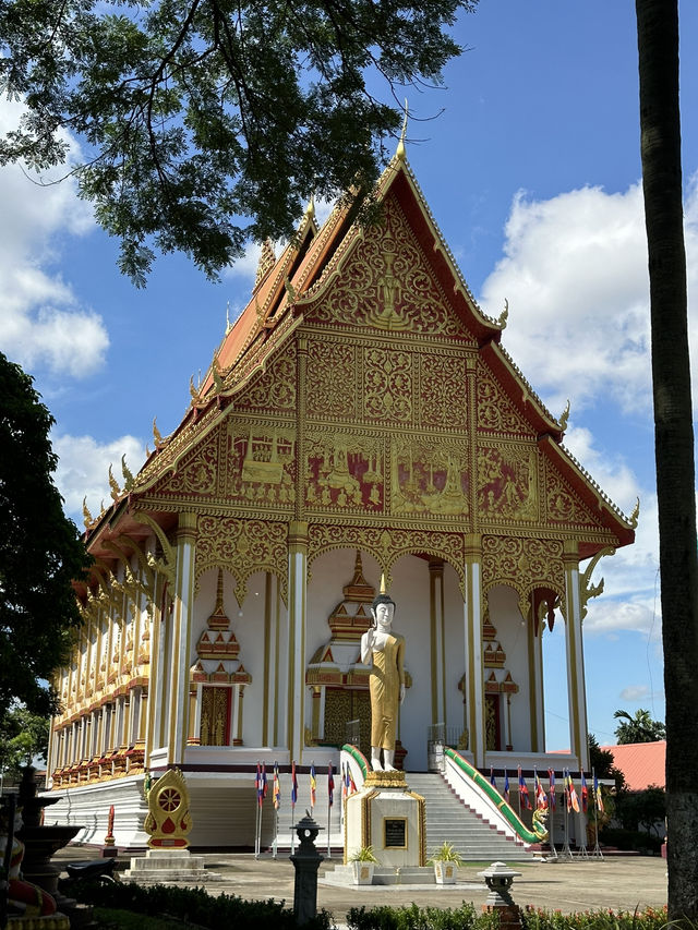 PHA THAT LUANG - VIENTIANE, LAOS