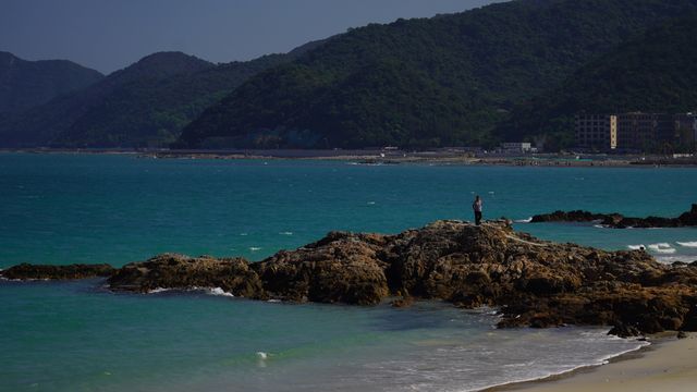 【面向大海】在南澳：七娘山下，深圳也有果凍海：）