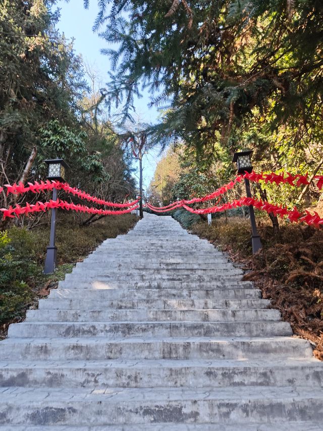 李白夢中情山新昌天姥山