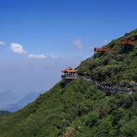 ยอดเขาฟานซิปัน "หลังคาแห่งอินโดจีน" 🏔️🇻🇳