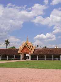 พระธาตุอิงฮัง พระธาตุคู่แฝดของพระธาตุพนม