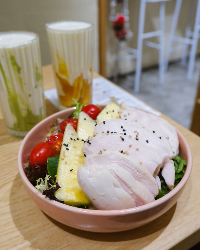 又大碗又靚又好味嘅夏威夷蓋飯