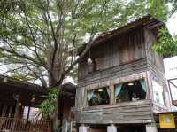 Wooden House Cafe คาเฟ่บ้านไม้ริมแม่น้ำลำปาง