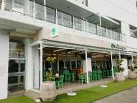 American Burger Delight: Wahlburgers Auckland