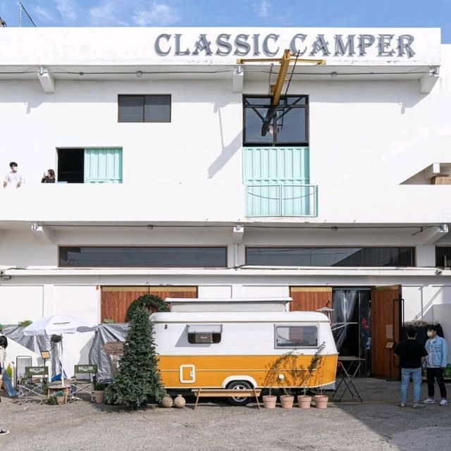 Classic Camper Cafe Busan