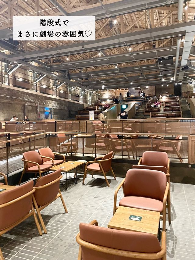 【京東市場】ソウルでいま1番人気のスタバ🇰🇷STARBUCKS 京東1960店