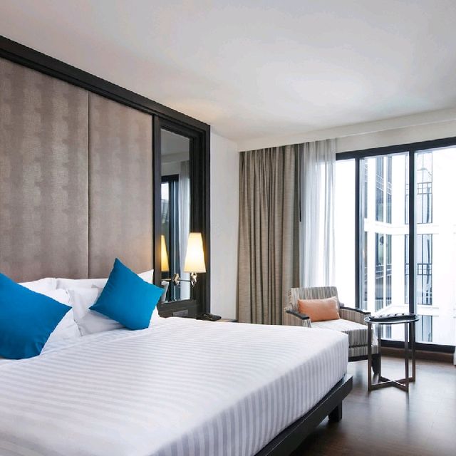 Luxurious Comfort at Mövenpick Hotel Sukhumvit 15 Bangkok