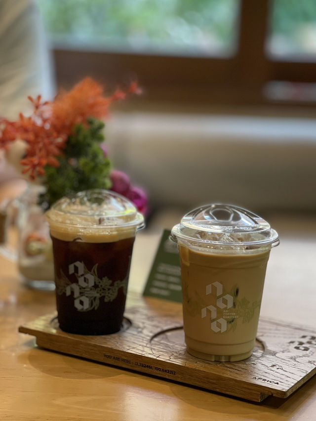 ☕️ Nana Coffee Roasters: Where Every Sip is Brew-tiful in Bangkok! 🌟