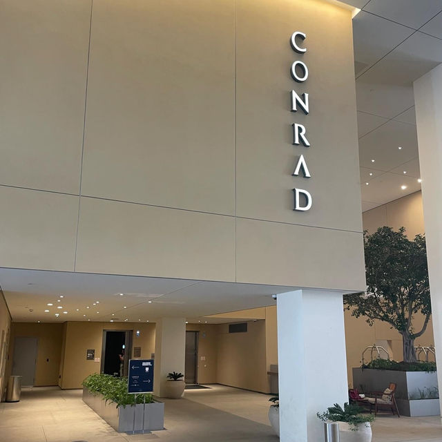 Conrad Los Angeles 🗺️