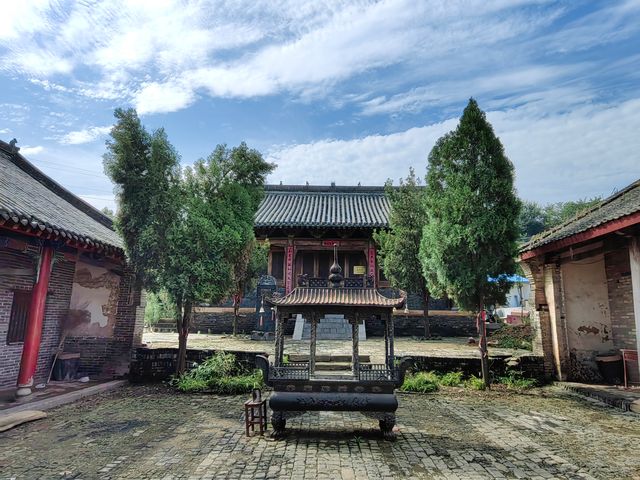 河南渑池龍耳寺